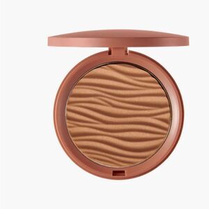 Ciaté London Brazilian Glow Bronzing Powder Glowing Powder Bronzer